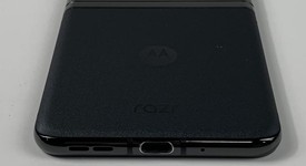 Mint
													Motorola Razr Plus (2023) - Unlocked, Black, 256 GB, 8 GB, photo 5 of 8