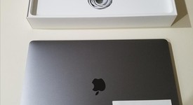 Mint
													MacBook Pro 2016 (With Touch Bar) - 15" - Gray, 256 GB, 16 GB, photo 5 of 6