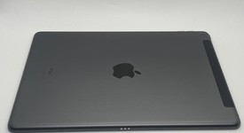 Mint
													Apple iPad 9th Gen - Unlocked, Gray, 64 GB, A2603, photo 3 of 6