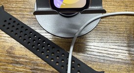 Good
													Apple Watch SE 1st Gen 40mm - Unlocked, Gold, A2353 - Cellular, Aluminum, photo 5 of 7