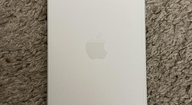 Mint
													Apple iPhone 16e - Unlocked, White, 128 GB, A3212, photo 2 of 10