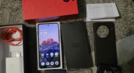 Mint
													OnePlus 13 - Unlocked, Midnight Ocean, 512 GB, 16 GB, photo 1 of 13