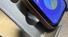 Fair
													Apple Watch SE 1st Gen 40mm - Unlocked, Gold, A2353 - Cellular, Aluminum, photo 3 of 6