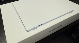 Mint
													MacBook Air 2025 (M4) - 13" - Apple M4, Sky Blue, 512 GB, 16 GB, photo 1 of 32
