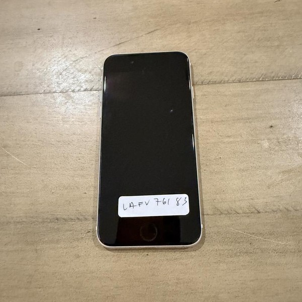 Apple iPhone SE 3rd Gen 2022 - Unlocked, 64 GB, Starlight, A2595