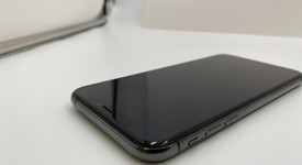 Good
													Apple iPhone Xs Max - Unlocked, Gray, 256 GB, A1921, photo 6 of 6