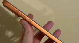 Mint
													Apple iPhone 17 Pro Max - Unlocked, Cosmic Orange, 256 GB, A3257, photo 5 of 10