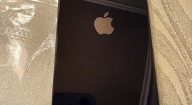 Mint
													Apple iPhone 13 - Unlocked, Midnight, 128 GB, A2482, photo 2 of 8