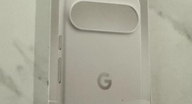 New
													Google Pixel 10 Pro XL - Unlocked, Porcelain, 256 GB, GUL82, photo 5 of 6