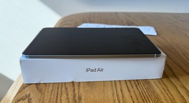 Mint
													Apple iPad Air 11" (M2) 2024 - Unlocked, Blue, 256 GB, A2903, photo 5 of 9