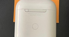 Used
													Apple AirPods 2nd Gen - Wireless Case, photo 3 of 5