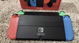 Good
													Nintendo Switch - OLED - Red & Blue, 64 GB, photo 3 of 10