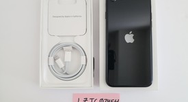 Mint
													Apple iPhone SE 3rd Gen 2022 - Unlocked, Midnight, 64 GB, A2595, photo 2 of 11