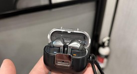 Used
													Samsung Galaxy Buds3 Pro - Silver, photo 4 of 6