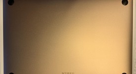 New
													Macbook Retina 2017 - 12" - Rose Gold, 256 GB, 8 GB, photo 1 of 14