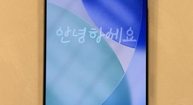 Mint
													Apple iPhone 16 Pro Max - Unlocked, White, 256 GB, A3084, photo 2 of 18