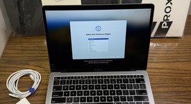 Fair
													MacBook Air 2018 - 13" - I5, Gray, 512 GB, 16 GB, photo 1 of 8