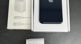 Mint
													Apple iPhone SE 3rd Gen 2022 - Unlocked, Midnight, 256 GB, A2595, photo 2 of 7