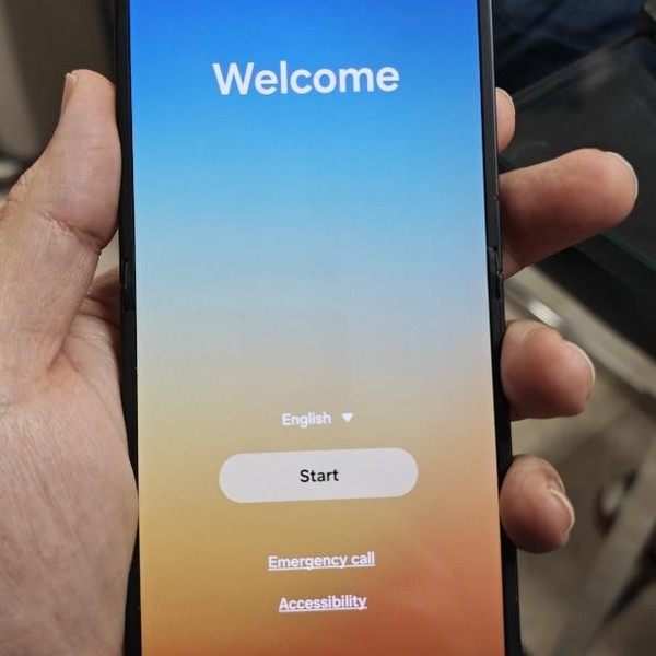 Samsung Galaxy Z Flip7 - Unlocked, 256 GB, Jet Black, 12 GB, SM-F766U1