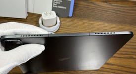 Mint
													Apple iPad Pro 13" (M4) 2024 - Unlocked, Black, 1 TB, 16 GB, A2926, Standard Glass, photo 5 of 9