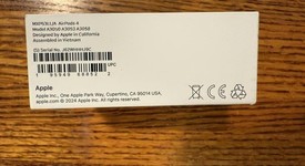 New
													Apple AirPods 4th Gen - Standard, photo 5 of 6