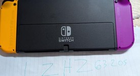 Mint
													Nintendo Switch - OLED - Black, 64 GB, Super Smash Bros., photo 2 of 8
