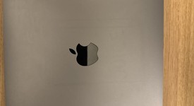 Good
													MacBook Air 2020 - 13" - Apple M1, Gray, 256 GB, 8 GB, photo 2 of 7