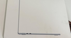 New
													MacBook Air 2025 (M4) - 13" - Apple M4, Sky Blue, 512 GB, 32 GB, photo 1 of 5