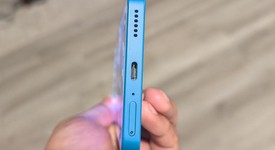 Mint
													Nothing Phone 3a - Unlocked, Blue, 256 GB, 12 GB, photo 3 of 7