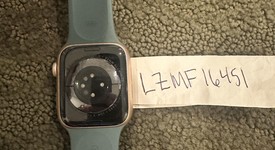 Good
													Apple Watch Series 6 44mm - Unlocked, Gold, A2294 - Cellular, Aluminum, photo 4 of 5