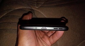 Mint
													Motorola Edge (2025) - Metro by T-Mobile, 256 GB, photo 4 of 9