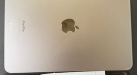 Good
													Apple iPad Pro 11" 4th Gen 2022 - Wi-Fi, Gray, 256 GB, photo 2 of 3
