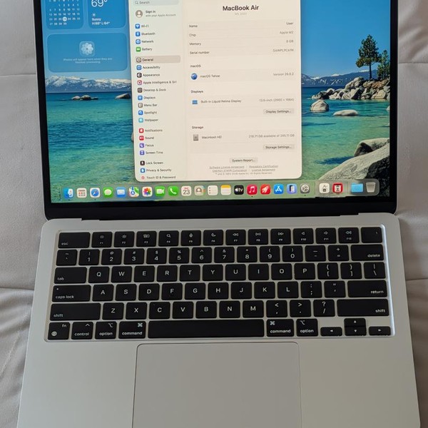 MacBook Air 2022 (M2) - 13 inch - 256 GB, Silver, 8 GB, Apple M2