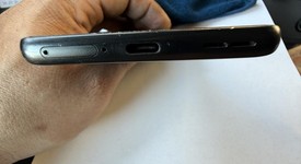 Good
													OnePlus 8 - Verizon, Black, 128 GB, 8 GB, IN2019, 5G UW, photo 3 of 7
