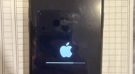 Fair
													Apple iPhone Xr - Unlocked, Black, 64 GB, A1984, photo 2 of 4