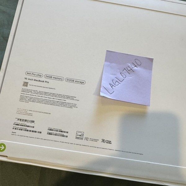 MacBook Pro 2024 - 16 inch - 512 GB, Silver, 24 GB, Apple M4 Pro 14-core