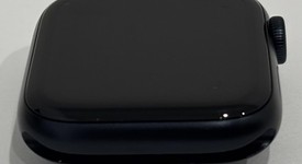 Good
													Apple Watch SE 2nd Gen 44mm - Midnight, A2723 - GPS, Aluminum, photo 3 of 7