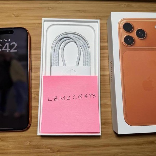 Apple iPhone 17 Pro - T-Mobile, 256 GB, Cosmic Orange, A3256