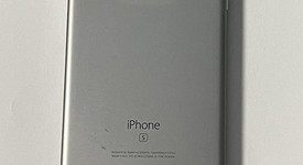 Good
													Apple iPhone 6S - Unlocked, Grey, 64 GB, A1633, photo 3 of 3