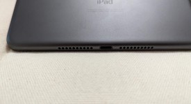 Mint
													Apple iPad Mini 5th Gen - Wi-Fi, Gray, 256 GB, photo 4 of 13
