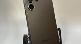 Good
													Samsung Galaxy S23 Ultra - Unlocked Non-US, Black, 256 GB, 12 GB, SM-S918B/DS, photo 5 of 8