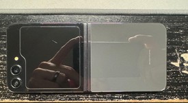 Good
													Samsung Galaxy Z Flip5 - T-Mobile, Graphite, 256 GB, 8 GB, SM-F731U, photo 1 of 8