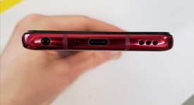 Mint
													LG G8 ThinQ - T-Mobile, Red, 128 GB, 6 GB, LM-G820TM, photo 3 of 7