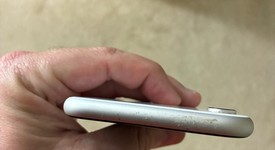 Good
													Apple iPhone Xr - AT&T, White, 128 GB, A1984, photo 2 of 6