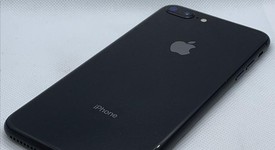 Mint
													Apple iPhone 8 Plus - Verizon, Gray, 256 GB, A1864, photo 2 of 7
