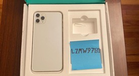 Mint
													Apple iPhone 11 Pro Max - Unlocked, Silver, 256 GB, A2161, photo 2 of 8