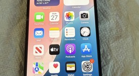 Mint
													Apple iPhone 16 - Unlocked, Black, 128 GB, A3081, photo 4 of 18
