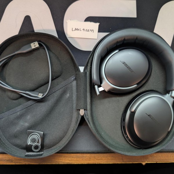 Bose QuietComfort Ultra Headphones - Black