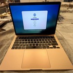 Good MacBook Air 2020 - 13 inch - 256 GB, Gold, 8 GB, Apple M1