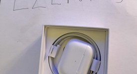 Used
													Apple AirPods Pro 2 - USB-C, photo 2 of 5